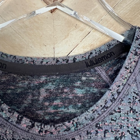 Lululemon Runderful Long Sleeve Neon Tweed Jacquard Size 8 EUC - Picture 9 of 11